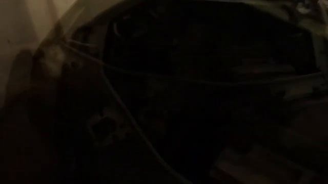 Renaul Logan  При включении зажигания слышен звук   тиканье + звук двигателя при включении кондицио