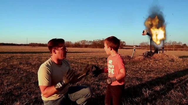 We try to fix oil pump on the farm with tractors and tools | Tractors for kids working on the farm смотреть онлайн
