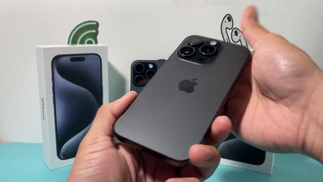 iPhone 15 Pro Blue Titanium vs Black Titanium Color Comparison смотреть онлайн