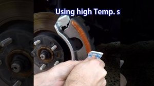 Установка декоративных накладок Brembo