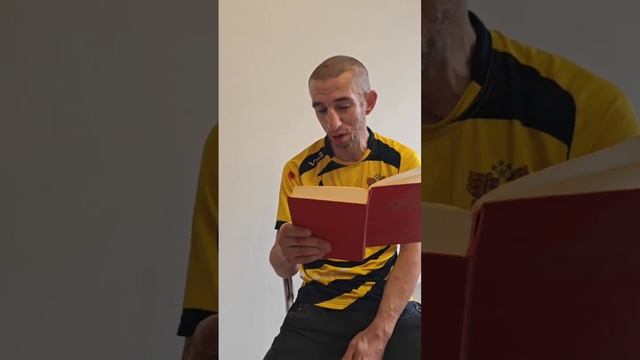 Дэнчик62 приобщается к литературе ??? смотреть онлайн