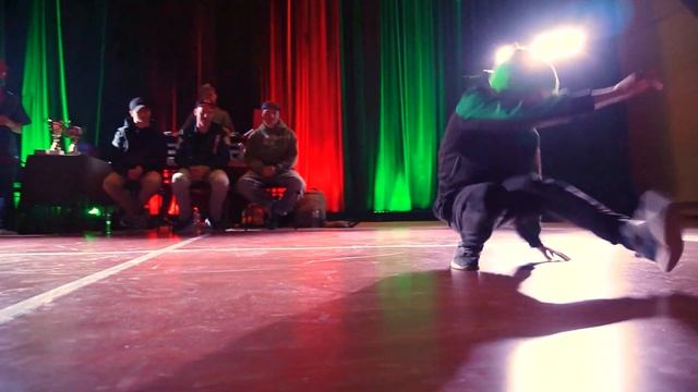 1/8 Моисеев Дмитрий vs Суходолов Матвей vs Карташов Дима смотреть онлайн