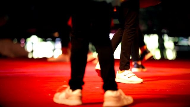 YA SOMOS UN MILLON - Diki Duki Dariel