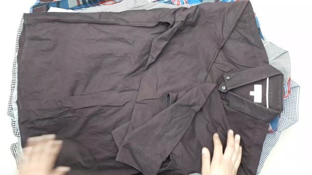 21536 Мужские рубашки SHIRTS-M (extra) 1 пак 10кг 7.5€/кг 43шт смотреть онлайн