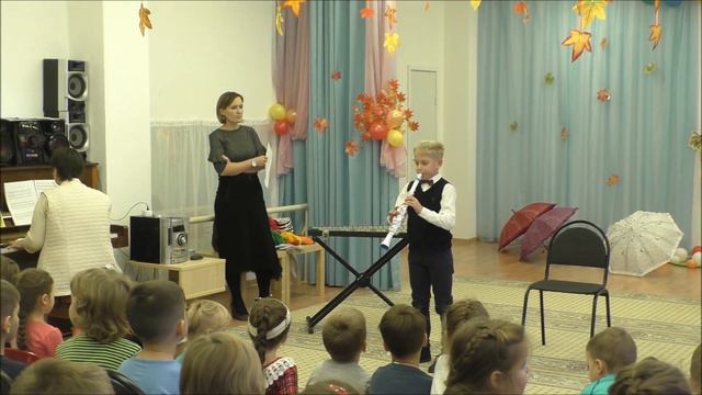 Революционная песня "Маленький барабанщик" Исп. Варюшин Александр (малый кларнет). смотреть онлайн