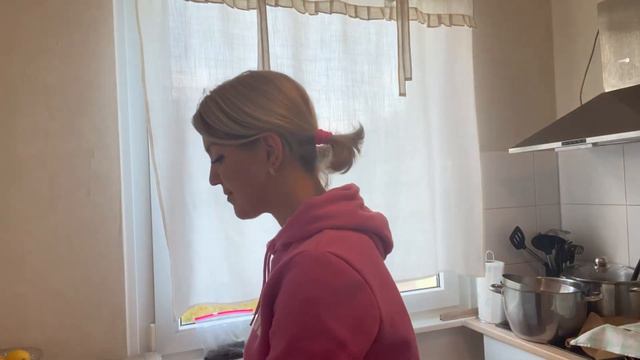 ЧЕМ ЗАНЯТЬСЯ В ВЫХОДНОЙ ⁉️ #дома #семья #гости #germany #ukraine #bakery смотреть онлайн