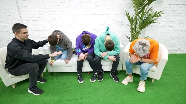 Кто Последний Выйдет из ГИПНОЗА ЧЕЛЛЕНДЖ смотреть онлайн