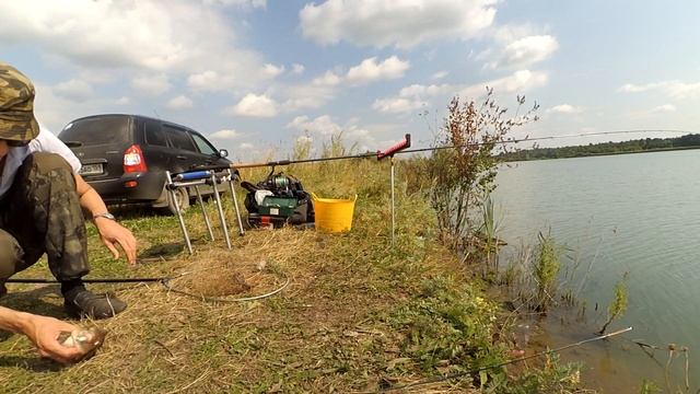 Ловля леща фидером на озере 12.08.2018г. смотреть онлайн