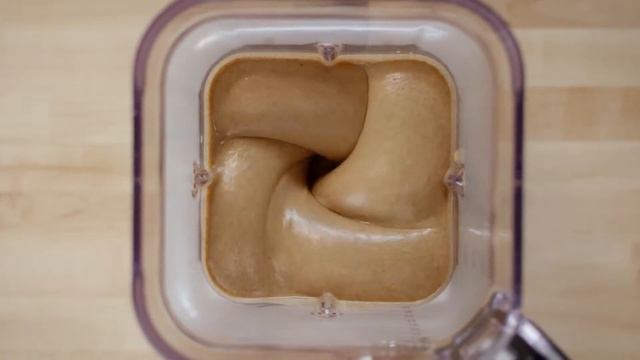 KitchenAid Power Plus Blender - Takes On Thick Blends смотреть онлайн