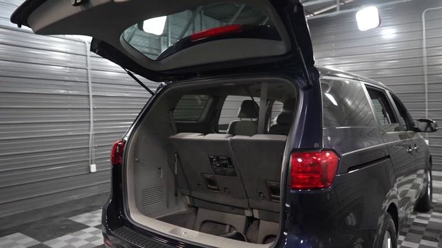 2018 Kia Sedona LX 8-Passenger Minivan/Van смотреть онлайн