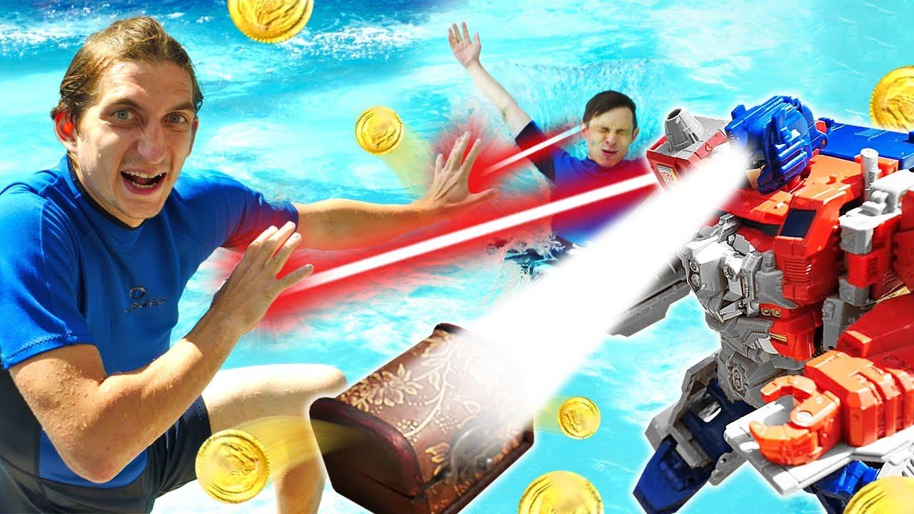 Трансформеры и супергерои игрушки В АКВАПАРКЕ. Акватим нашли золото с сюрпризом! Оптимус догадается? смотреть онлайн