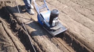 Лоплош. Электрокультиватор. Испытания в работе. Electric cultivator of the soil.