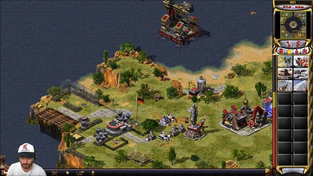 Don't feed my IFV - 4 vs 4 in Black Sea map v1.9 Red Alert 2 Online Multiplayer CnCNet смотреть онлайн