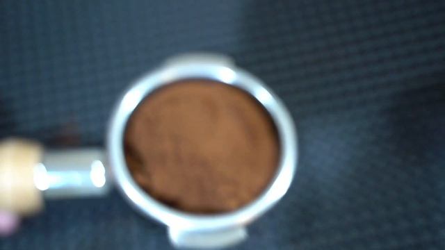 [พ่อเต้รีวิว] เครื่องบดกาแฟไฟฟ้า Eureka Mignon Crono ใช้ร่วมกับ Flair58 смотреть онлайн