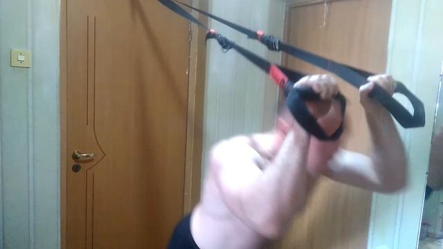 Трицепс на Trx 20 раз