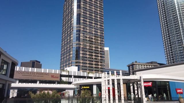 [LA Street Walking Tour] Century City, Westfield Shopping Mall [4K] смотреть онлайн