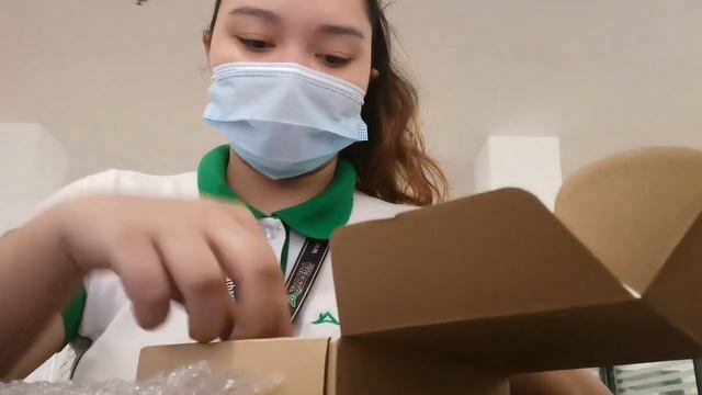 XIAOKOA UNBOXING X RÈMYX смотреть онлайн
