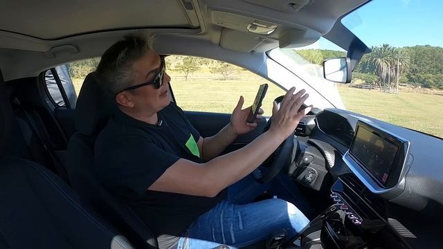 Novo Peugeot 1.0 2023 - FAZ 16 KM/L E TEM ATÉ TETO PANORÂMICO POR R$ 80 MIL. MERECE A SUA GARAGEM? смотреть онлайн
