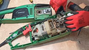 Электропила цепная Foresta Почему не идет масло!??