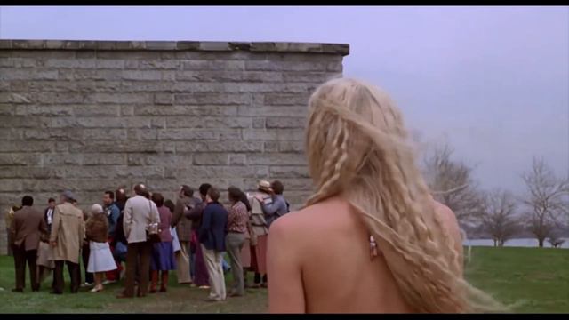 Splash (1984) Nude Madison gets Arrested at Statue of Liberty! смотреть онлайн