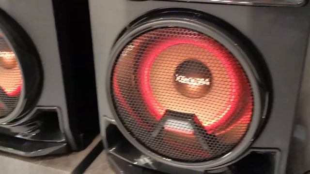 LG XBoom CL98 3500W party machine смотреть онлайн