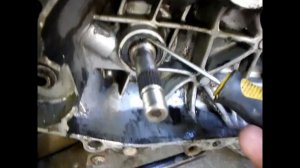 Honda Dio 27  Af18e Замена левого сальника двигателя