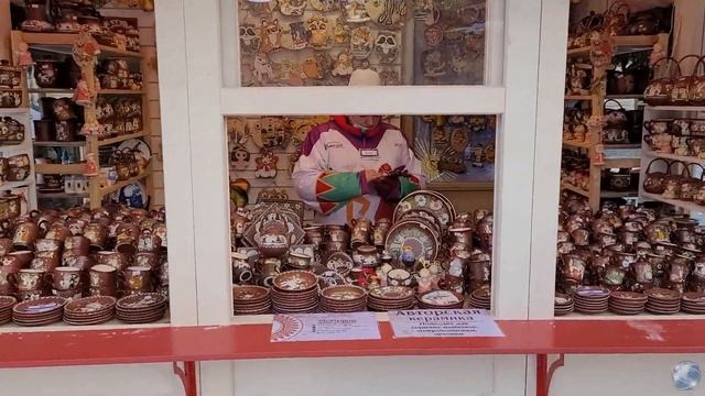 Москва Новогодняя 2022: ГУМ Ярмарка. Украшения Москвы к Новому году. смотреть онлайн