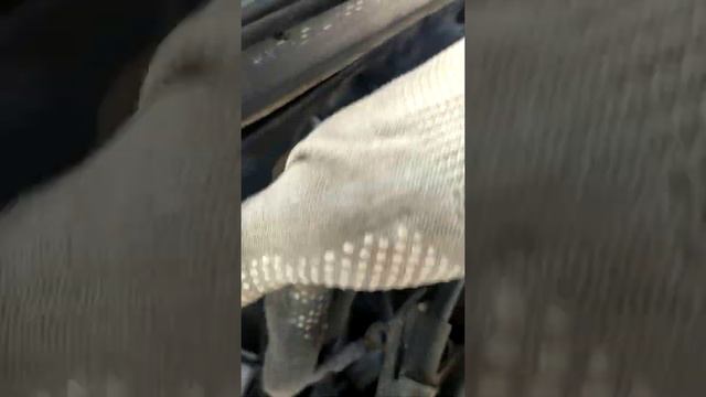 Как заменить свечи Hyundai sonata 2.7 и чистка заслонки смотреть онлайн