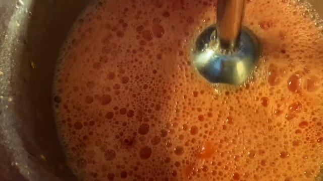 Готовим спагетти с соусом alla marinara//Соус к мясу и пасте//Выходные с итальянской кухней смотреть онлайн