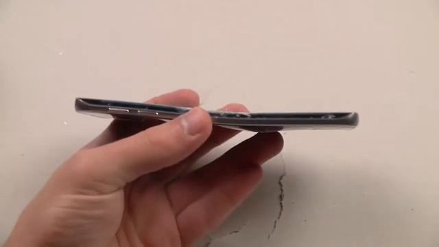 Посмотрите разве кто то будет так поступать со своим телефоном смотреть онлайн