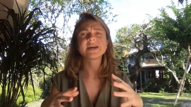Внимание женщины в отношениях поддерживает все аспекты своим состоянием, совершая внутренние шаги. смотреть онлайн