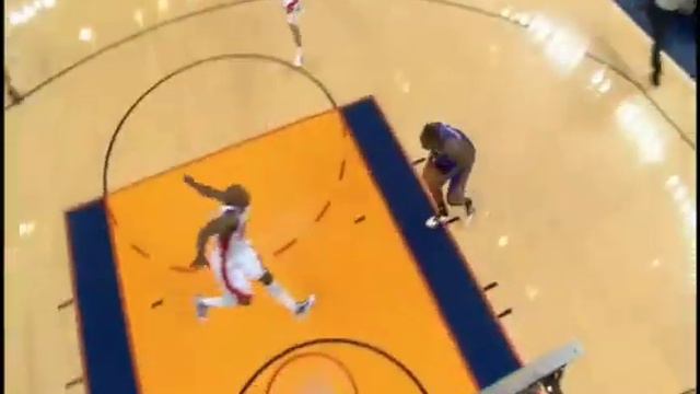 AMARE STOUDEMIRE DESTROYS ANTHONY TOLLIVER смотреть онлайн