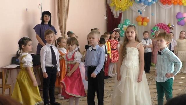 Утренник 8 МАРТА Детский сад "Рябинка" 2019 смотреть онлайн