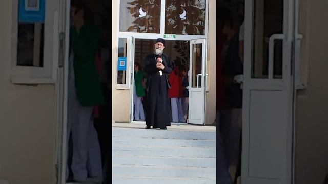 Поздравительные слово о. Ильи - настоятеля Свято-Георгиевского храма в День народного единства смотреть онлайн