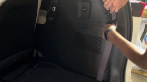 Багажник Kia Carnival. Герметик вместо докатки. Фильтр в багажнике.