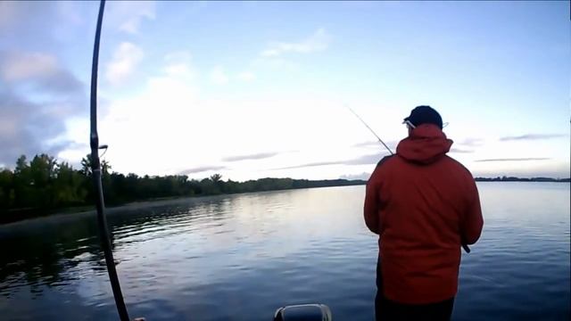 Третий этап Pro Anglers League 2013. Экипаж Ленёв Георгий/Ивлев Павел. Балаковская аномалия смотреть онлайн