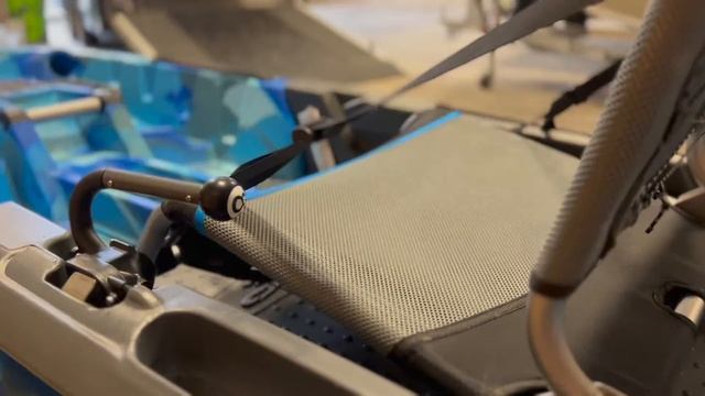 Big Fish 103 - Pedal Fishing Kayak смотреть онлайн