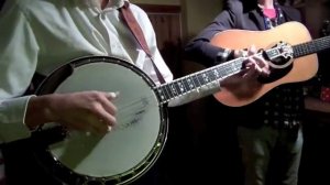 Bluegrass Instrumental - Banjo Fiddle Guitar - Pike County Breakdown : Clinch Mountain Backstep