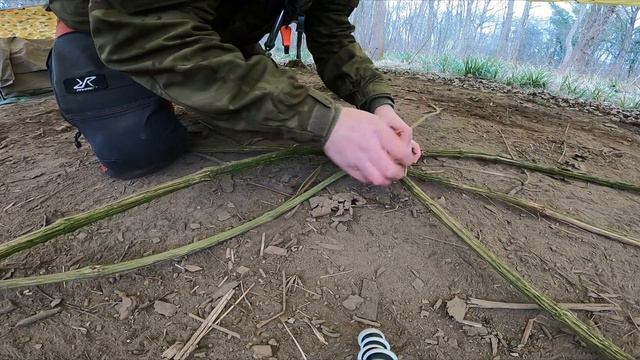 Bushcraft skills. Basket Weaving. Clematis. Survival Skills. Bushcraft. Foraging. Descattys смотреть онлайн