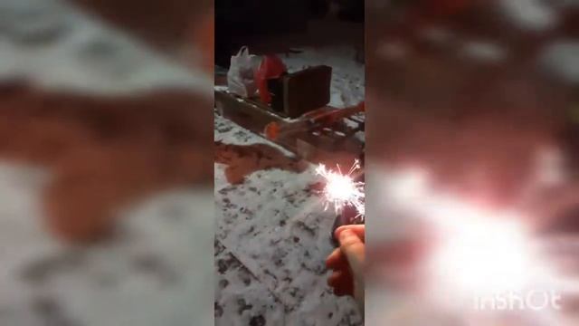 1 января!!! Салют!!! Бенгальские огни!!! Гуляем!!! смотреть онлайн
