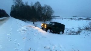 УАЗ 469 и Hover H5 преодолевают зимние препятствия - покатухи по снегу