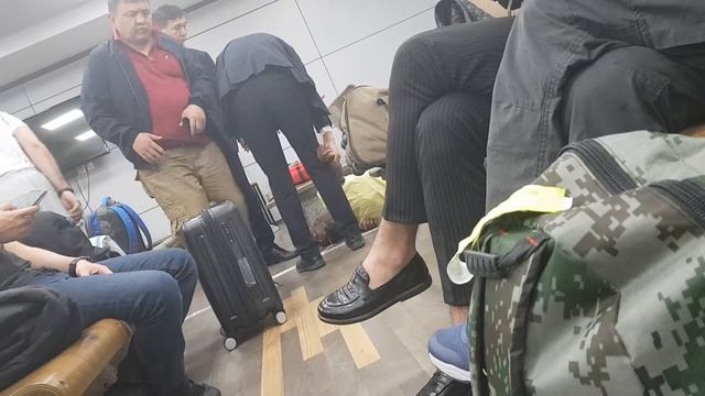 Корейский подвал ИНЧХОН аэропорт смотреть онлайн