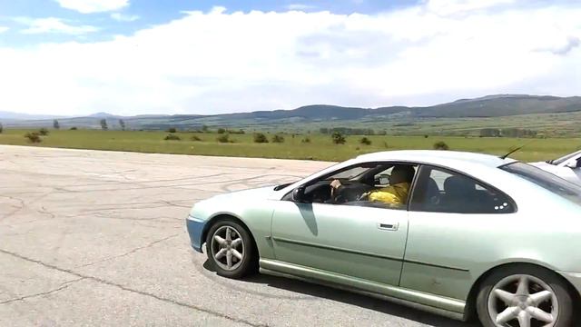 Peugeot 406 coupe 3.0 V6 vs Bmw 325Ci смотреть онлайн