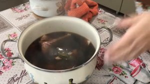 Очень нежная ,вкусная , сочная Свиная  грудинка в соевом соусе Приготовлена в духовке .