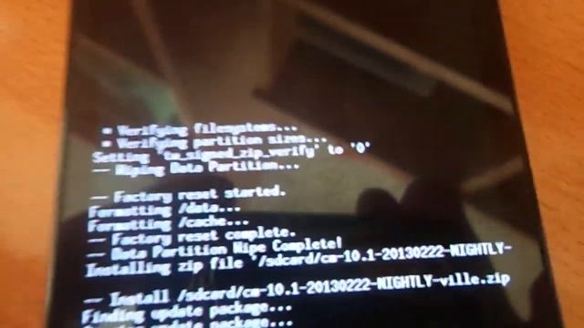 Как Установить Cyanogenmod на HTC One S смотреть онлайн