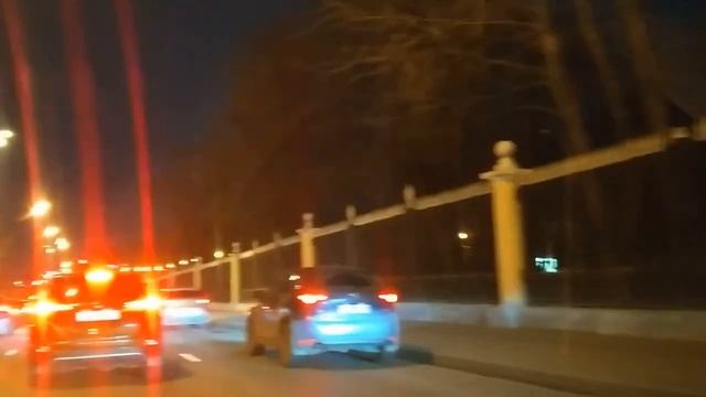 Яндекс доставка. Понедельник. Пылесосим Москву, находим один мусор. смотреть онлайн
