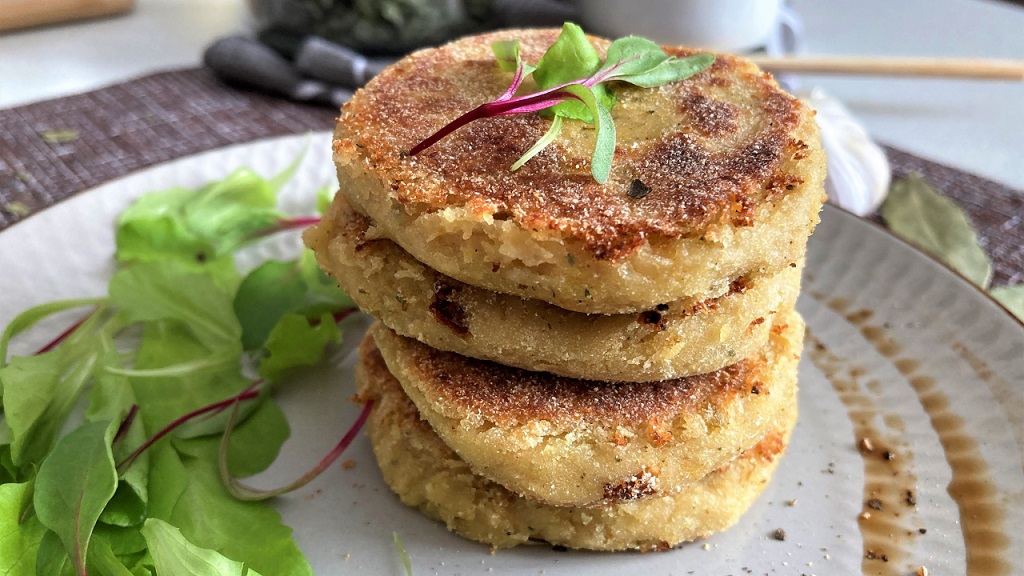 Постные котлеты из фасоли - простой, вкусный и полезный рецепт!