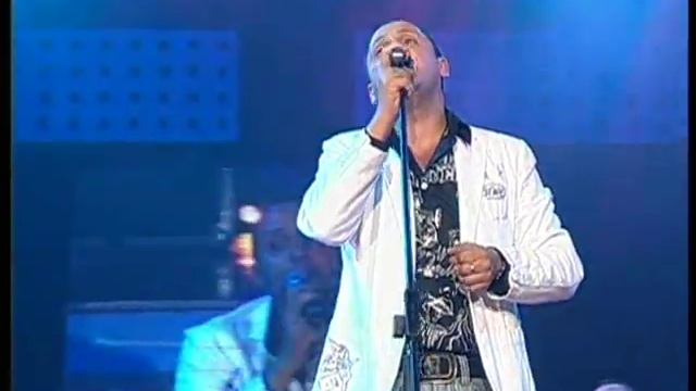 Живу и таю смотреть онлайн