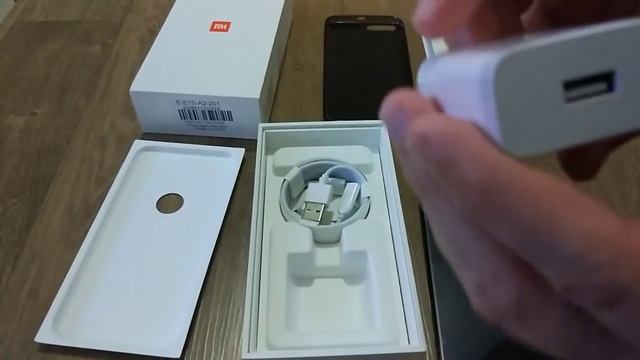 Xiaomi Mi 6 - FAST UNBOXING смотреть онлайн