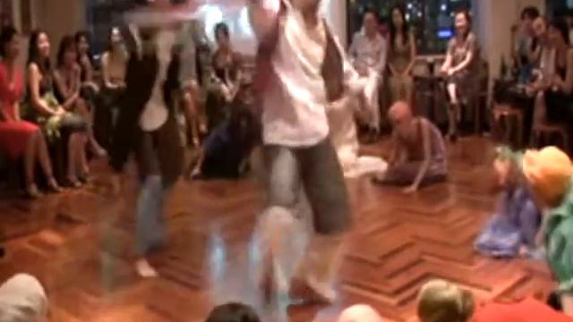 CANDOMBE.mpg смотреть онлайн